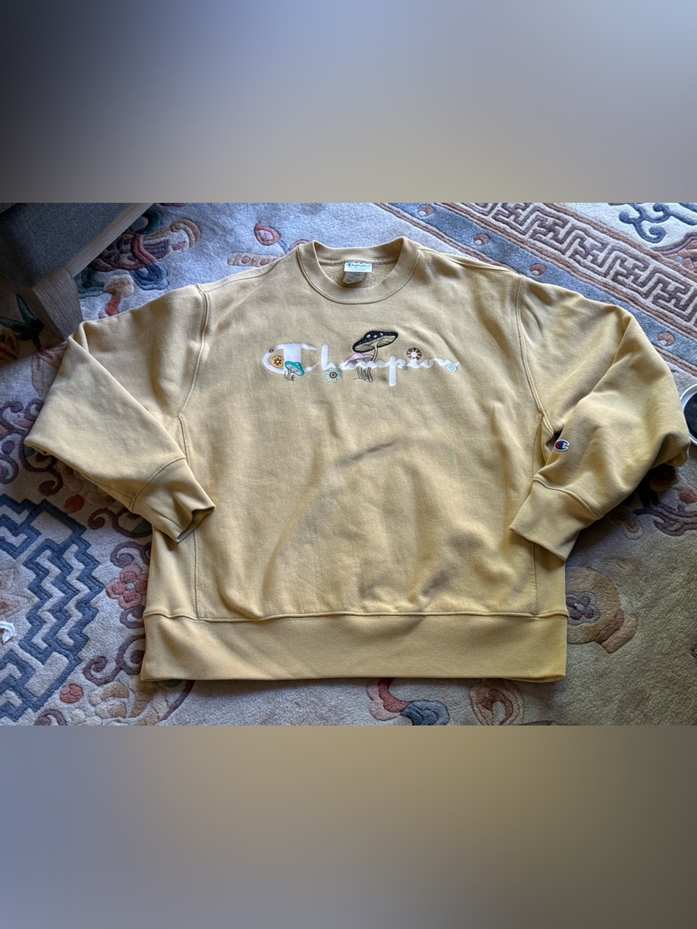 CHAMPION Sweatshirt XL Reverse Weave Mushroom Graphic Spell Out Logo CrewYellow